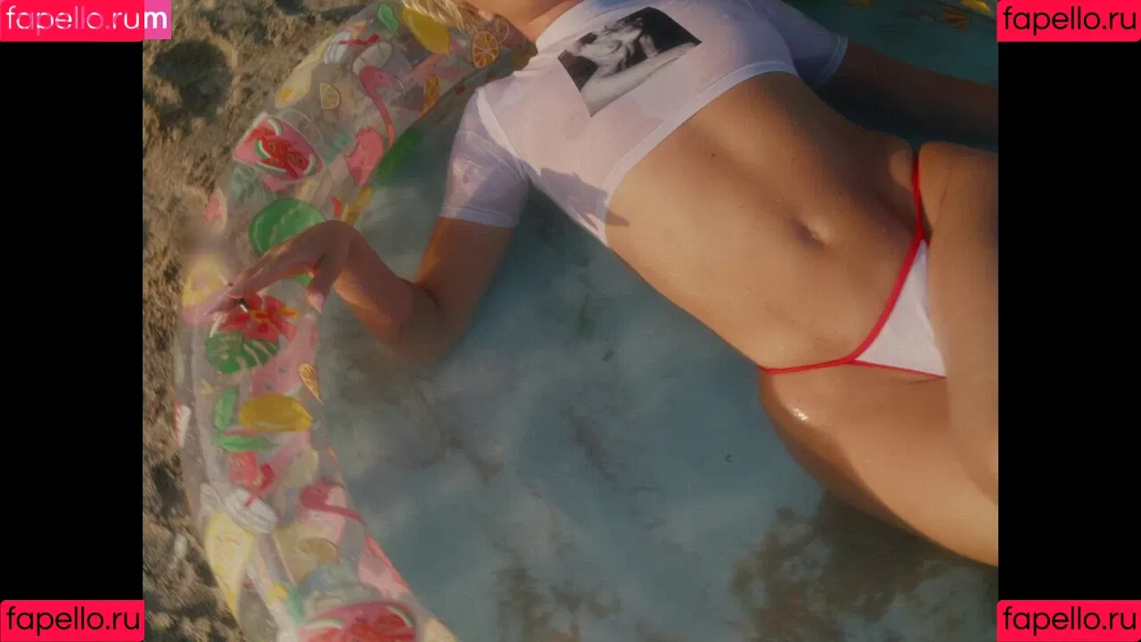 Alexandra Stan / alexandrastan Onlyfans Photo Gallery 
