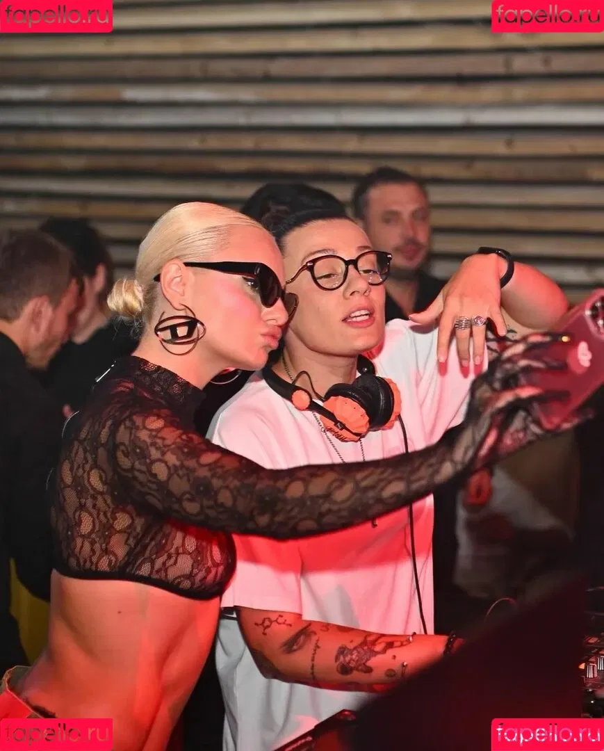 Alexandra Stan / alexandrastan Onlyfans Photo Gallery 