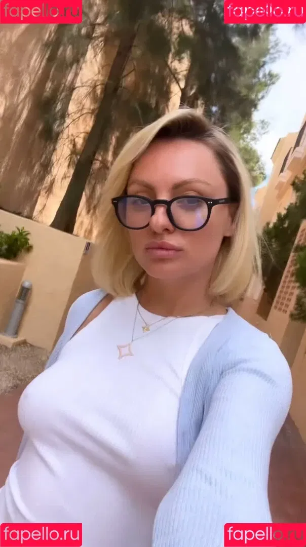 Alexandra Stan / alexandrastan Onlyfans Photo Gallery 