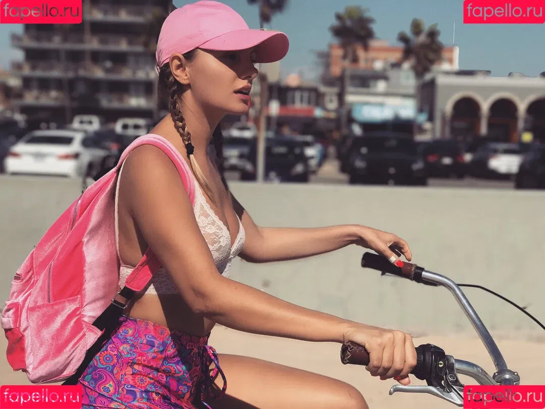 Alexandra Stan / alexandrastan Onlyfans Photo Gallery 