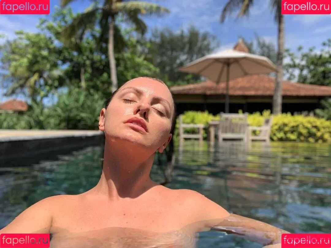 Alexandra Stan / alexandrastan Onlyfans Photo Gallery 