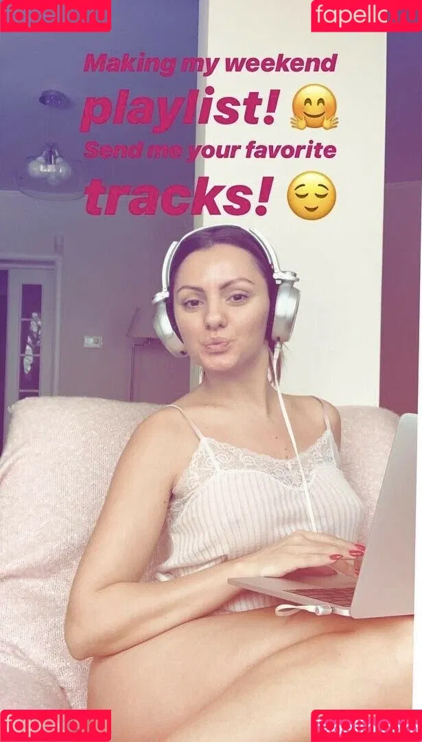 Alexandra Stan / alexandrastan Onlyfans Photo Gallery 