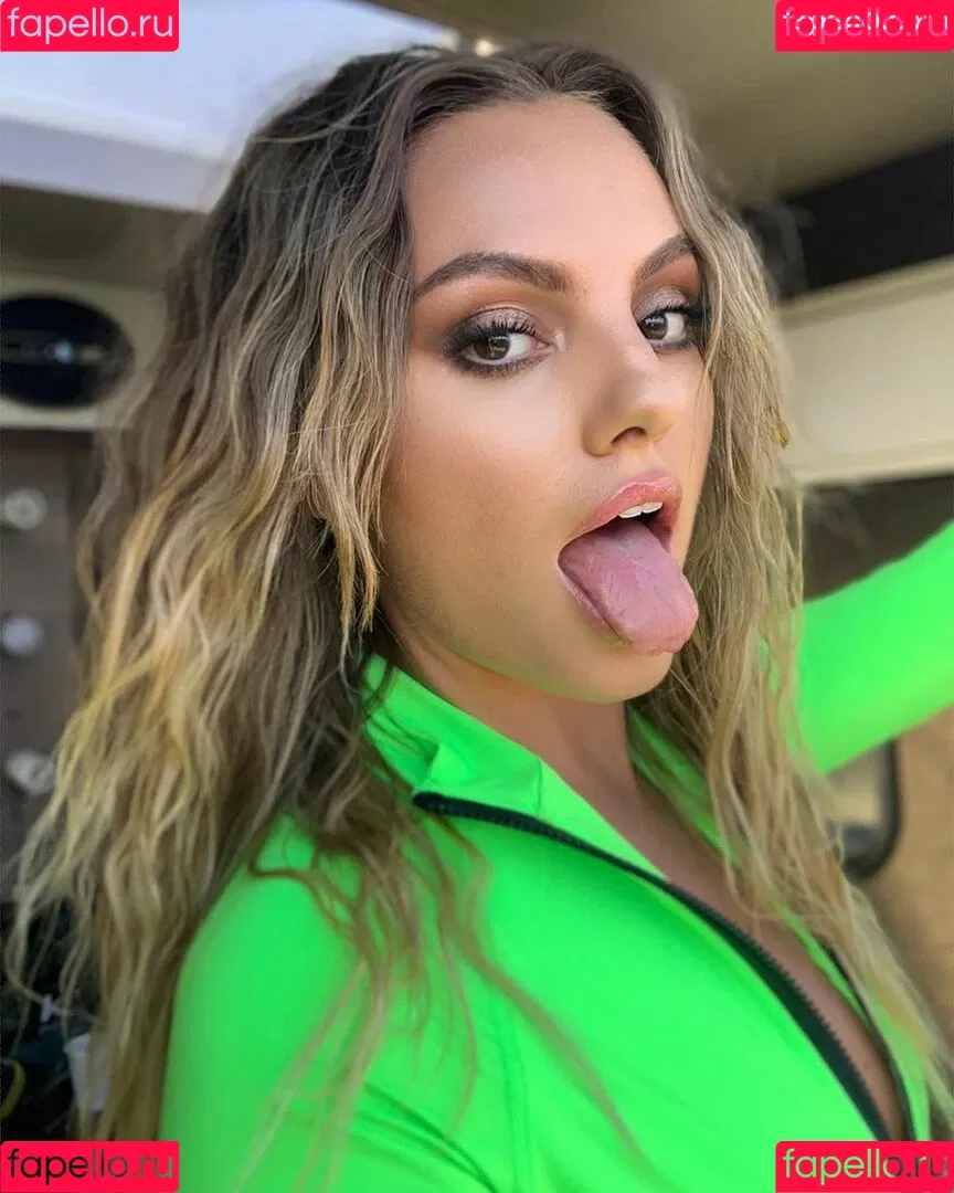 Alexandra Stan / alexandrastan Onlyfans Photo Gallery 