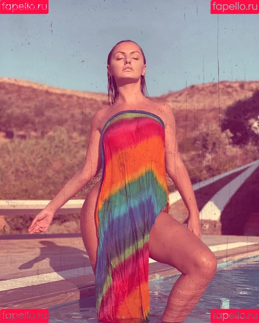 Alexandra Stan / alexandrastan Onlyfans Photo Gallery 
