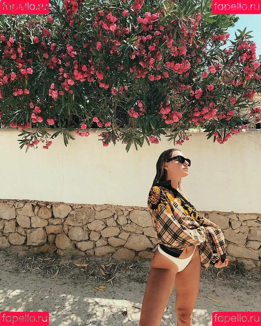 Alexandra Stan / alexandrastan Onlyfans Photo Gallery 