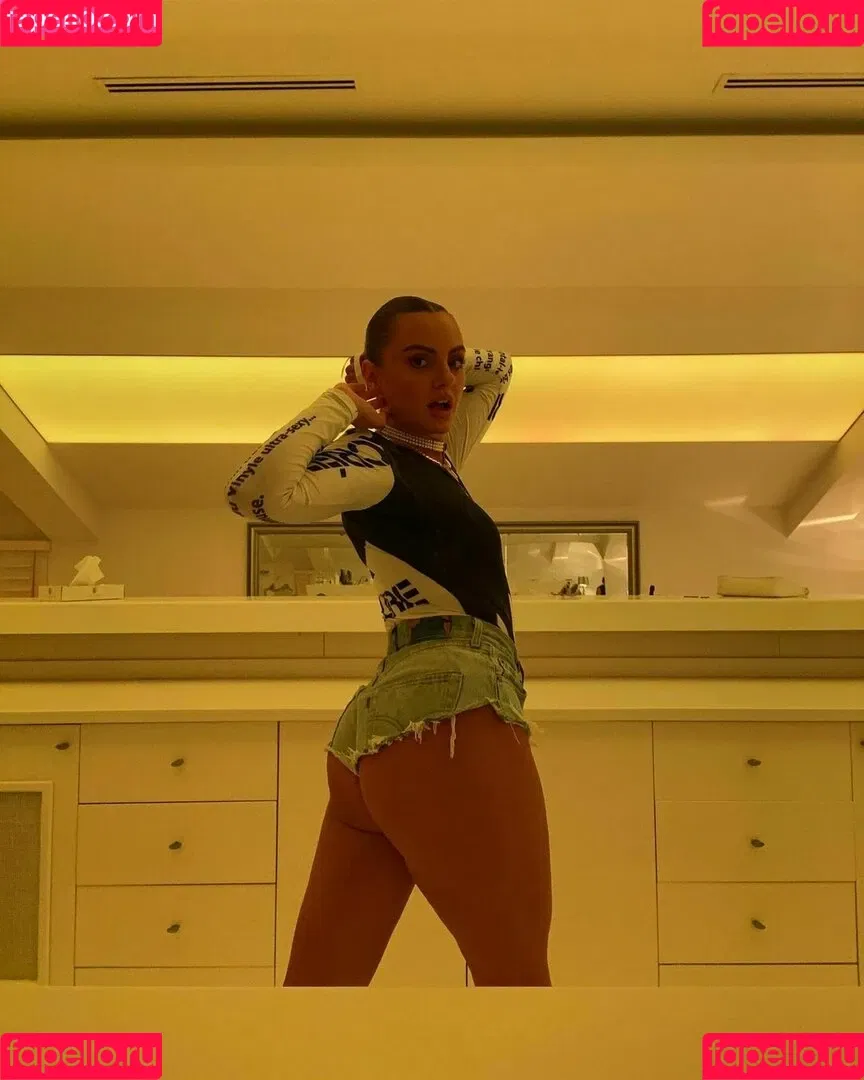 Alexandra Stan / alexandrastan Onlyfans Photo Gallery 