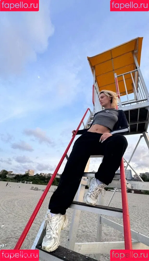 Alexandra Stan / alexandrastan Onlyfans Photo Gallery 