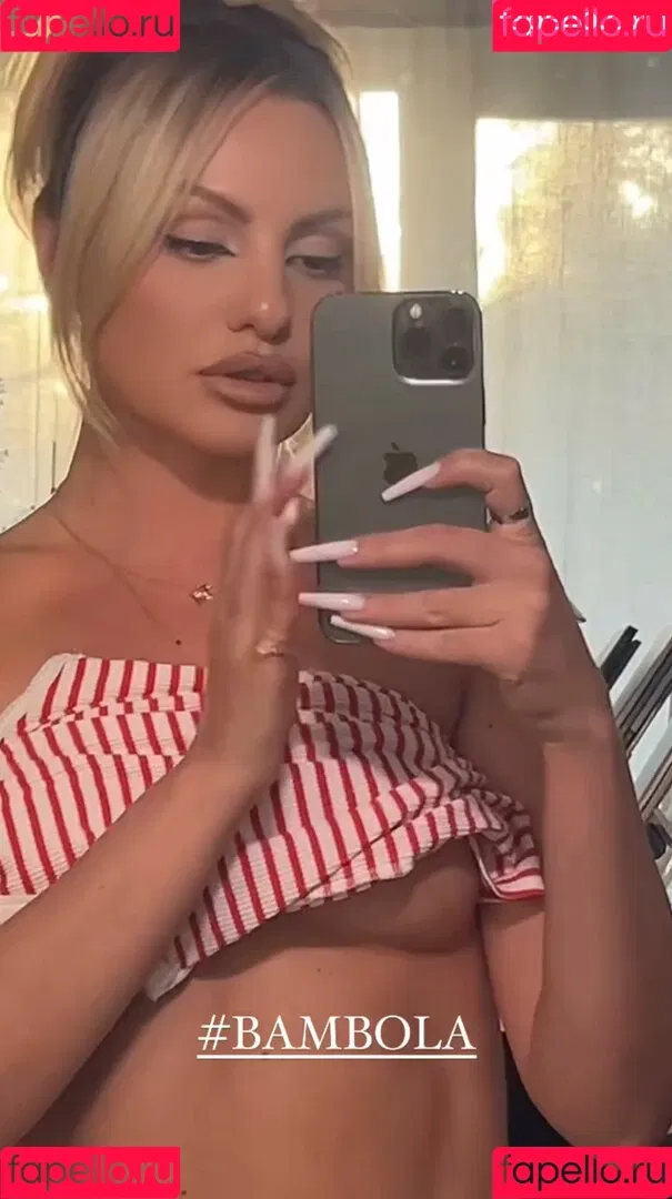 Alexandra Stan / alexandrastan Onlyfans Photo Gallery 