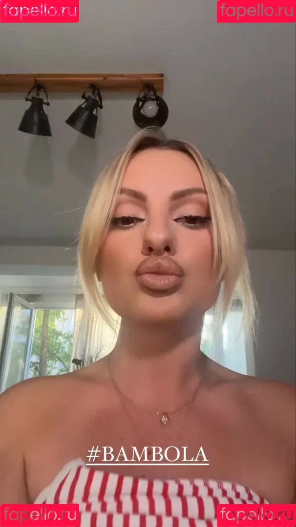Alexandra Stan / alexandrastan Onlyfans Photo Gallery 