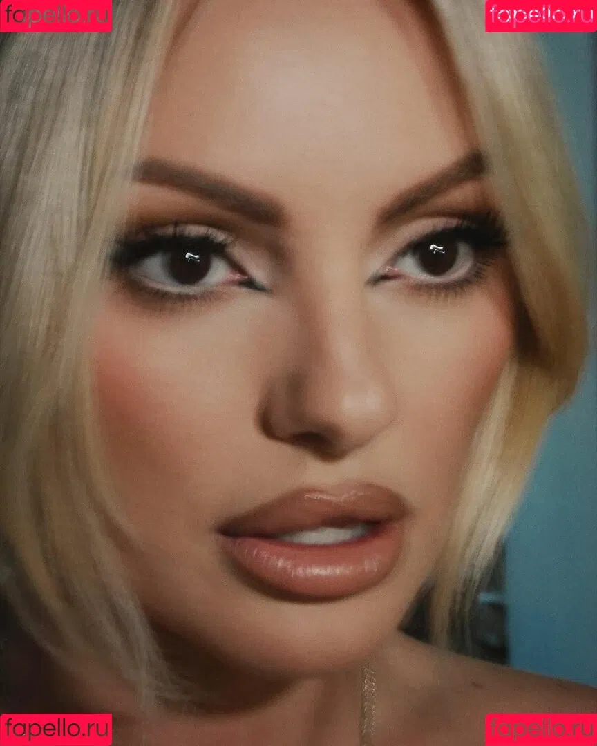 Alexandra Stan / alexandrastan Onlyfans Photo Gallery 