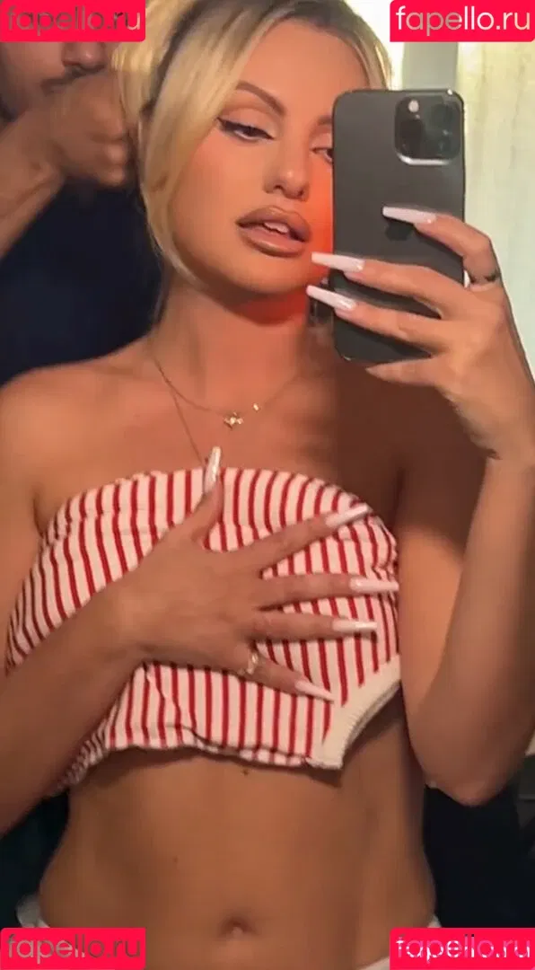 Alexandra Stan / alexandrastan Onlyfans Photo Gallery 