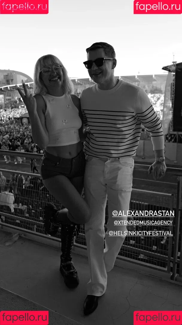 Alexandra Stan / alexandrastan Onlyfans Photo Gallery 