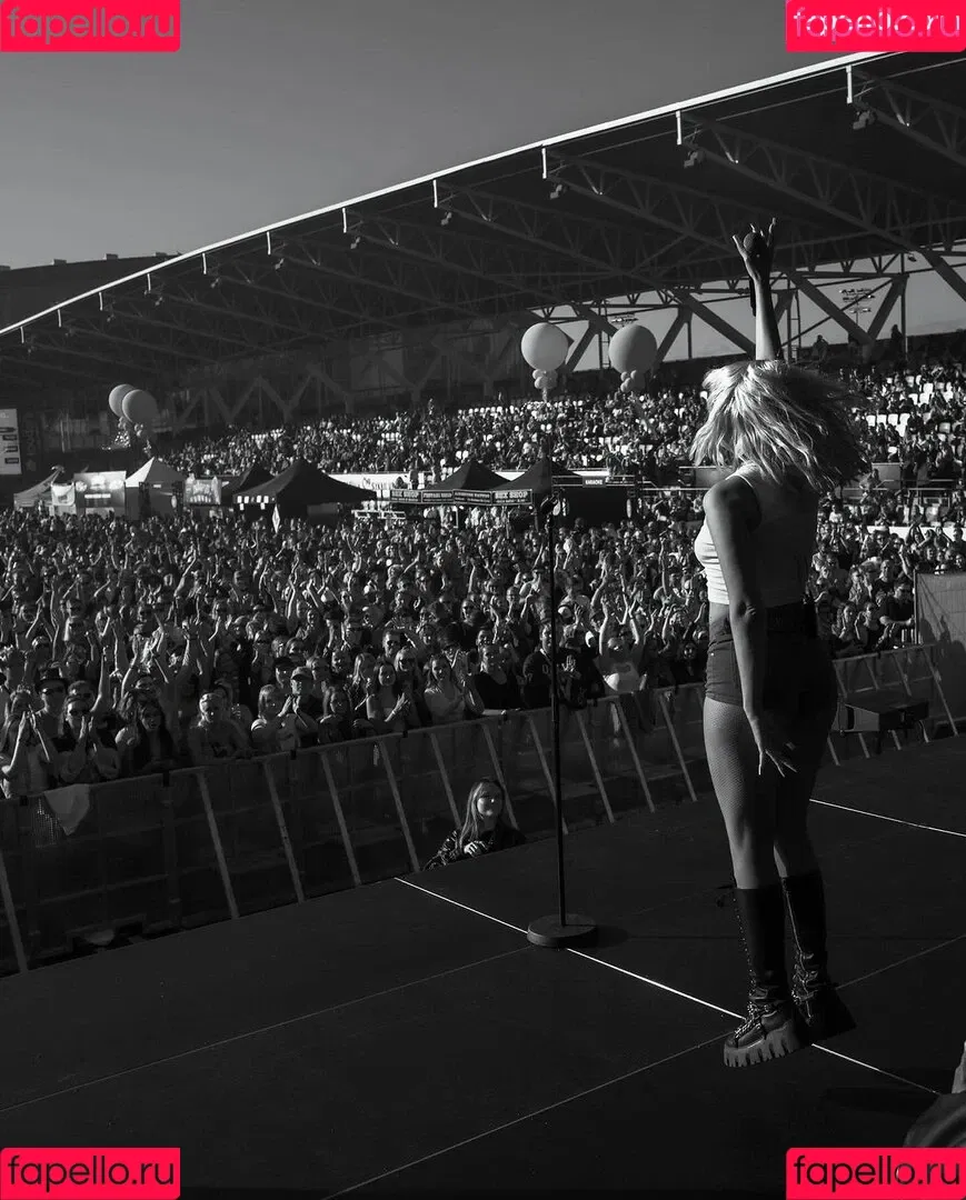 Alexandra Stan / alexandrastan Onlyfans Photo Gallery 