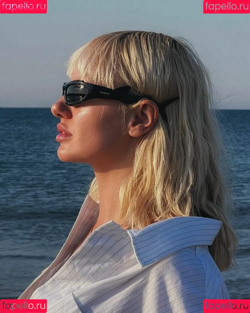 Alexandra Stan / alexandrastan Onlyfans Photo Gallery 