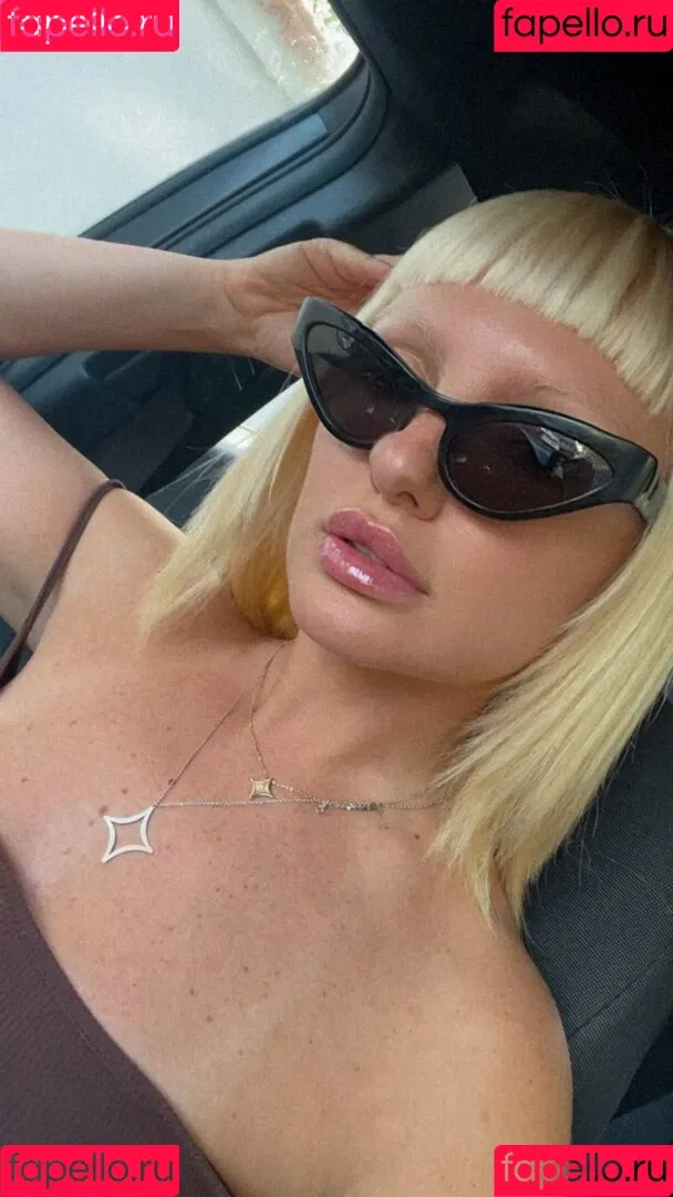 Alexandra Stan / alexandrastan Onlyfans Photo Gallery 