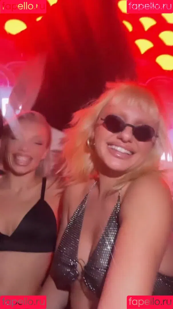 Alexandra Stan / alexandrastan Onlyfans Photo Gallery 