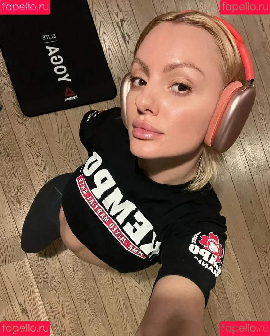 Alexandra Stan / alexandrastan Onlyfans Photo Gallery 