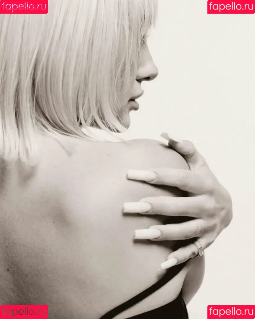 Alexandra Stan / alexandrastan Onlyfans Photo Gallery 