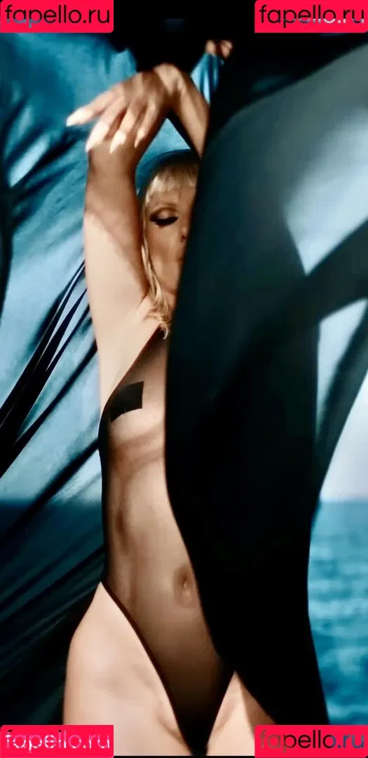 Alexandra Stan / alexandrastan Onlyfans Photo Gallery 