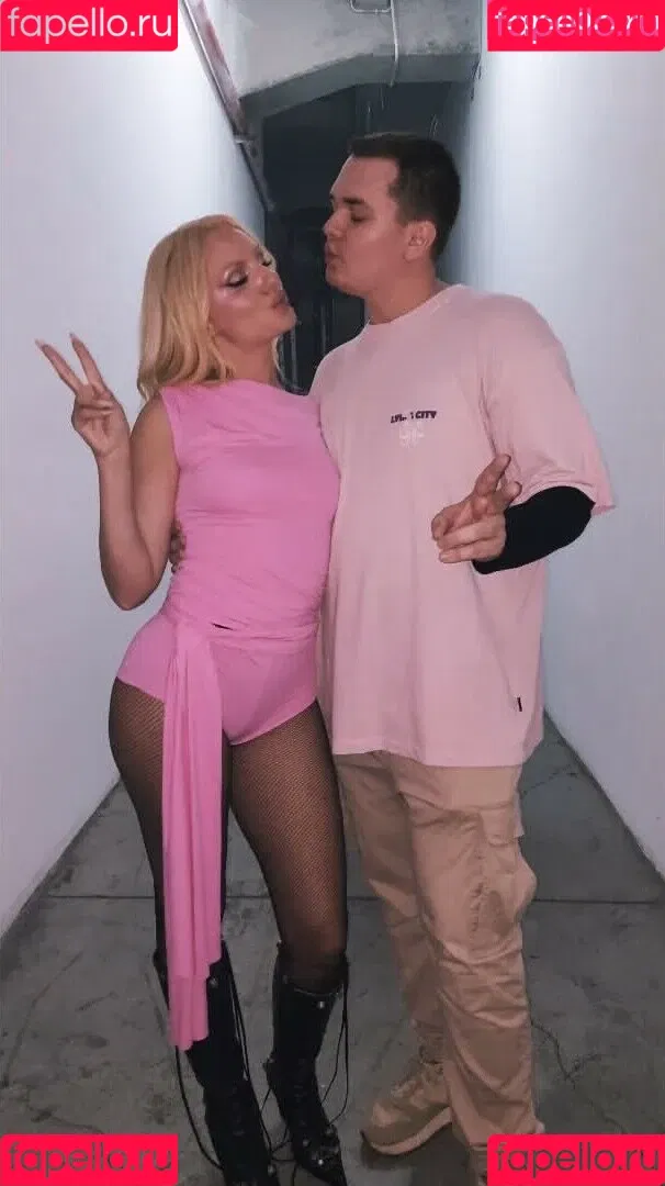 Alexandra Stan / alexandrastan Onlyfans Photo Gallery 