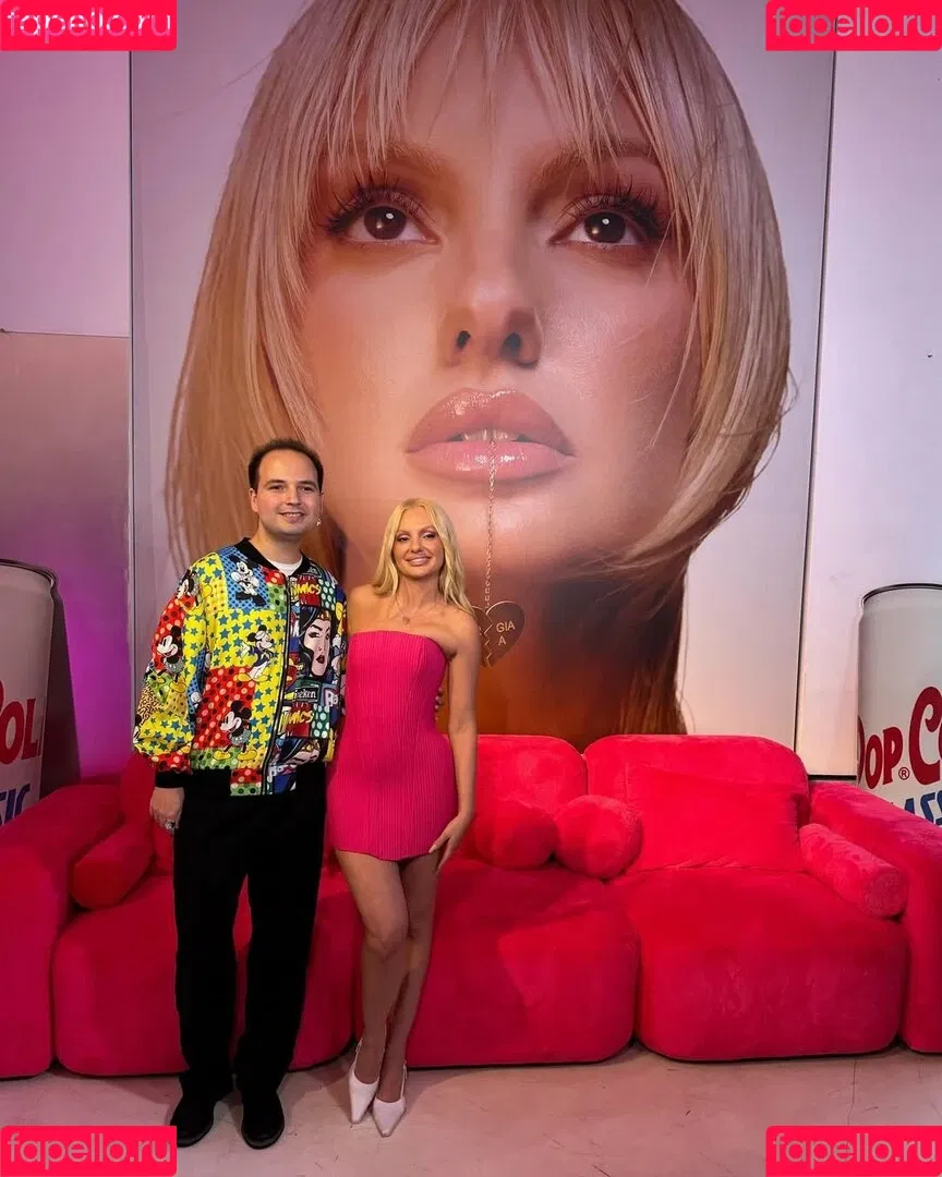 Alexandra Stan / alexandrastan Onlyfans Photo Gallery 
