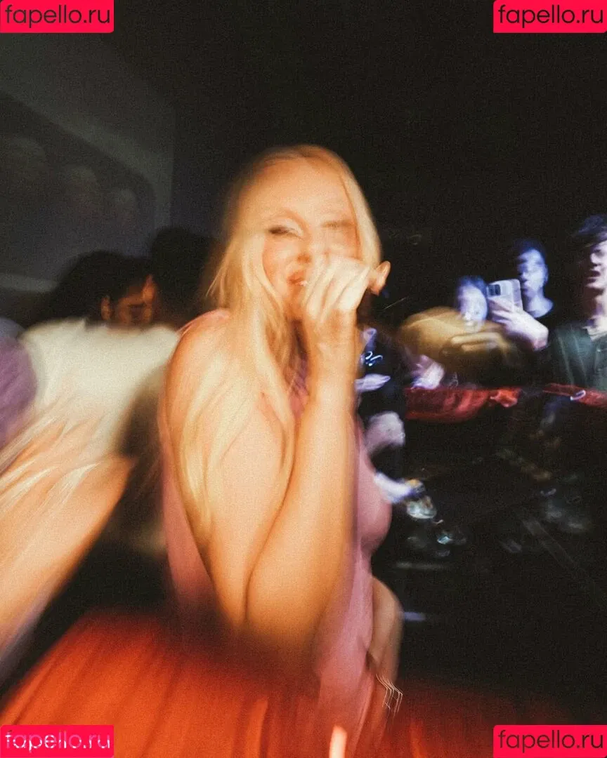 Alexandra Stan / alexandrastan Onlyfans Photo Gallery 