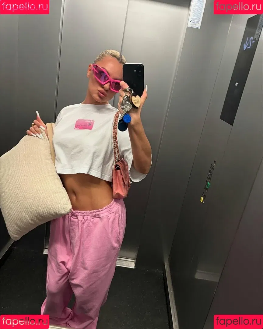 Alexandra Stan / alexandrastan Onlyfans Photo Gallery 