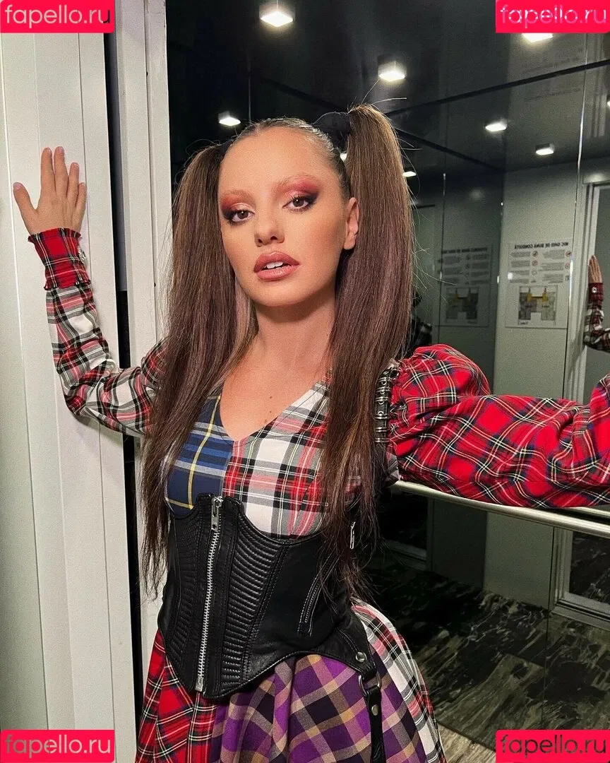 Alexandra Stan / alexandrastan Onlyfans Photo Gallery 