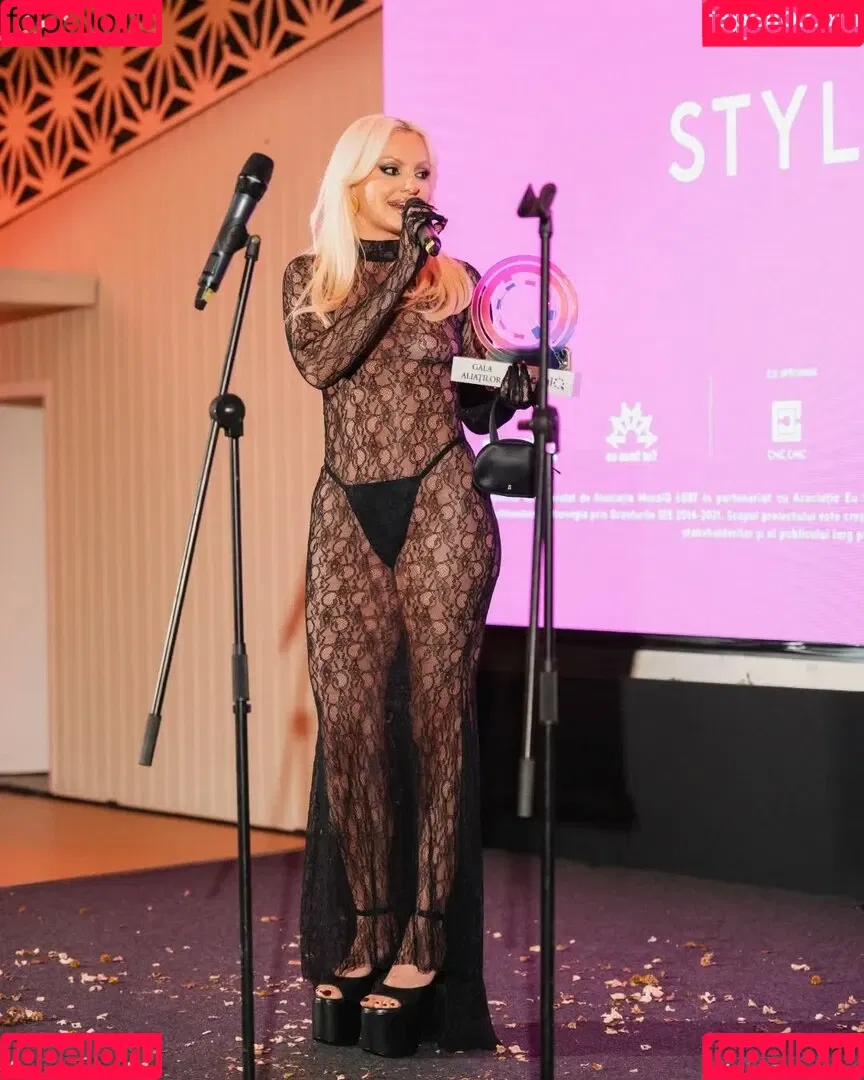 Alexandra Stan / alexandrastan Onlyfans Photo Gallery 