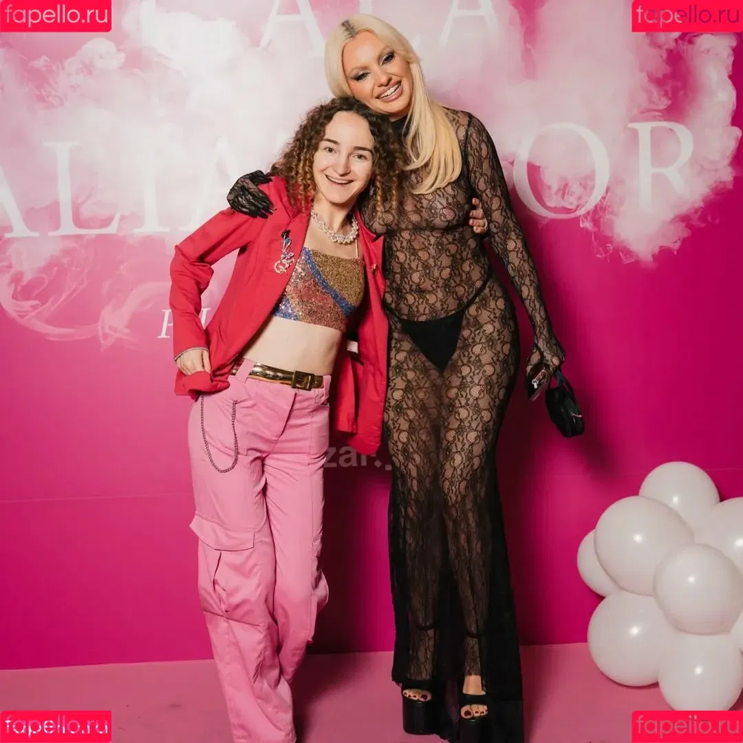 Alexandra Stan / alexandrastan Onlyfans Photo Gallery 