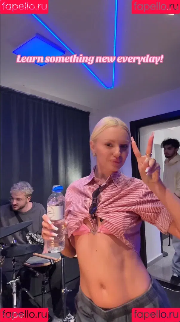 Alexandra Stan / alexandrastan Onlyfans Photo Gallery 