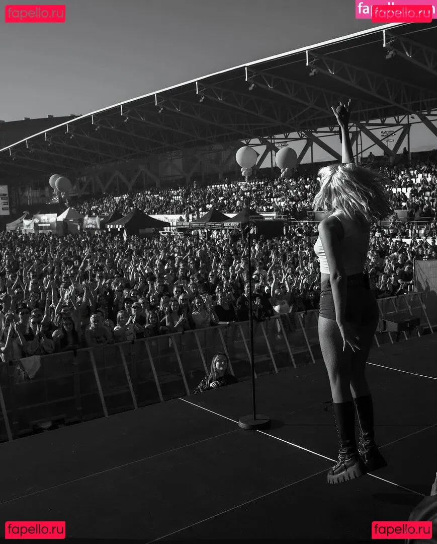 Alexandra Stan / alexandrastan Onlyfans Photo Gallery 