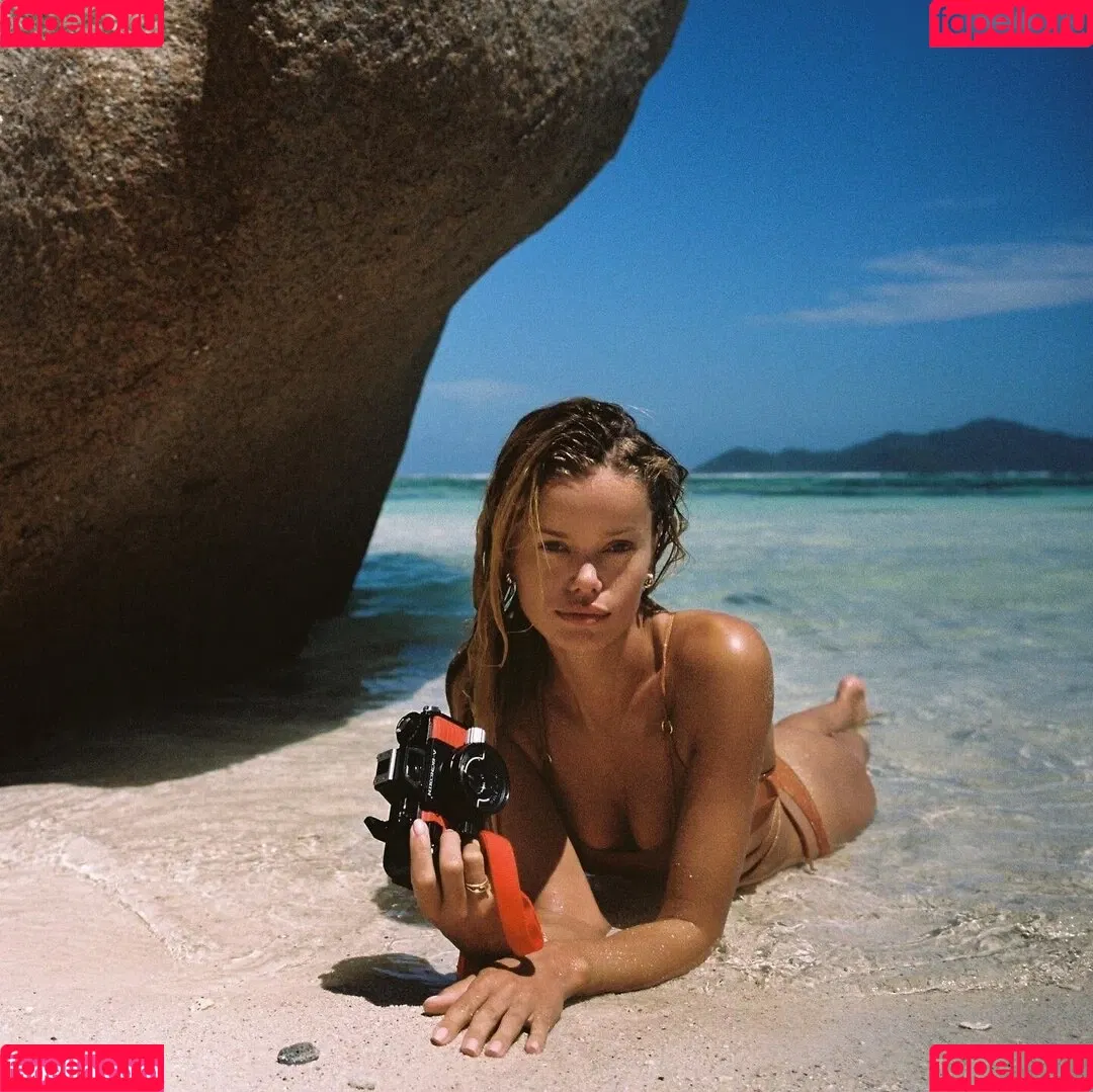 Frida Aasen / frida_aasen Onlyfans Photo Gallery 