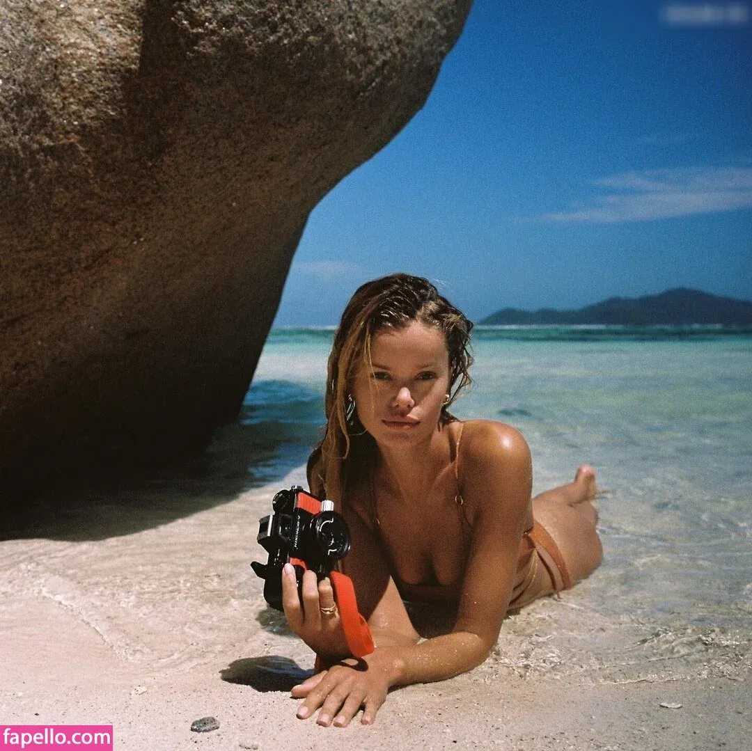 Frida Aasen / frida_aasen Onlyfans Photo Gallery 