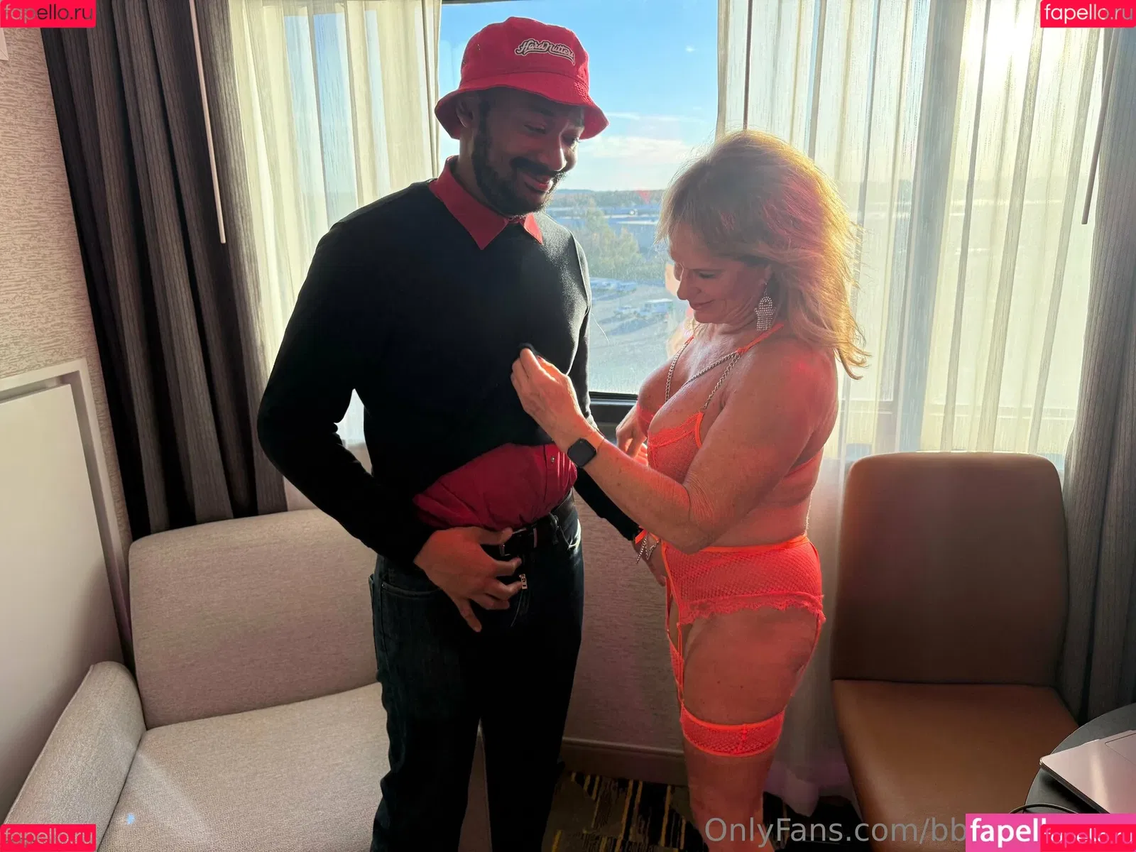 bbcloveslana / withloveleena Onlyfans Photo Gallery 