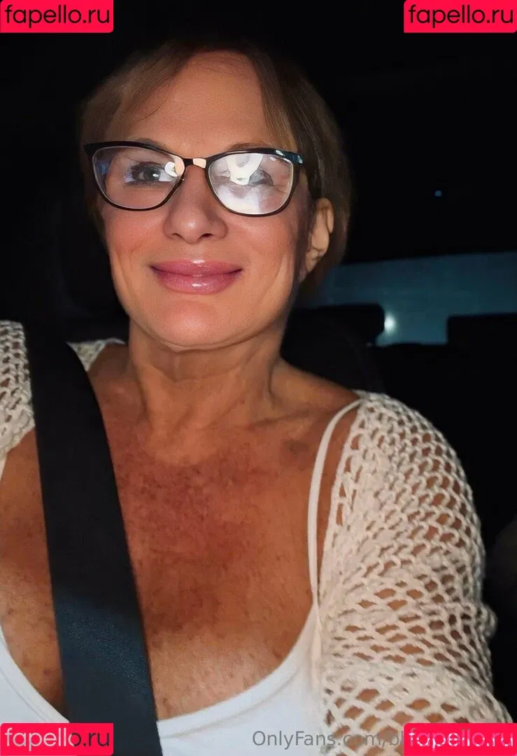 bbcloveslana / withloveleena Onlyfans Photo Gallery 