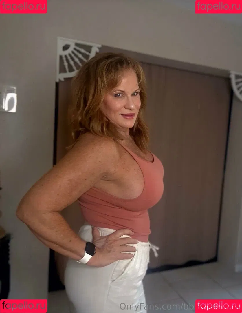 bbcloveslana / withloveleena Onlyfans Photo Gallery 