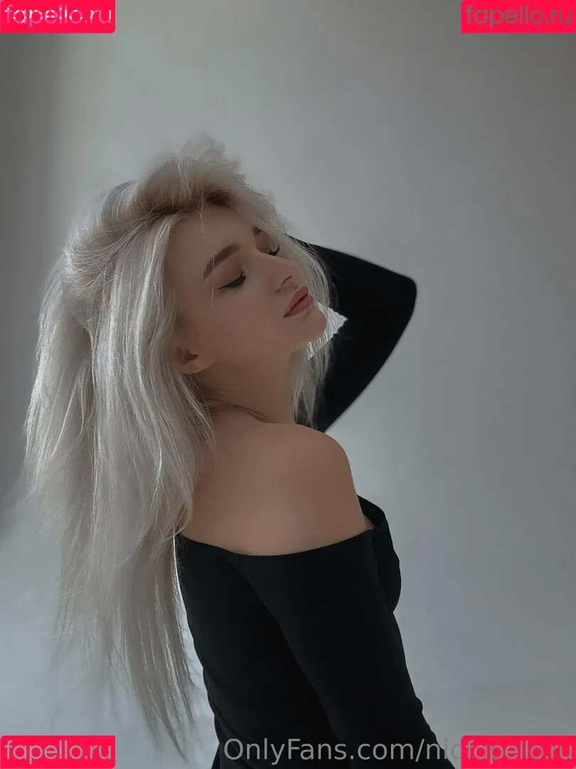 nicolettte.m / nicolettten Onlyfans Photo Gallery 