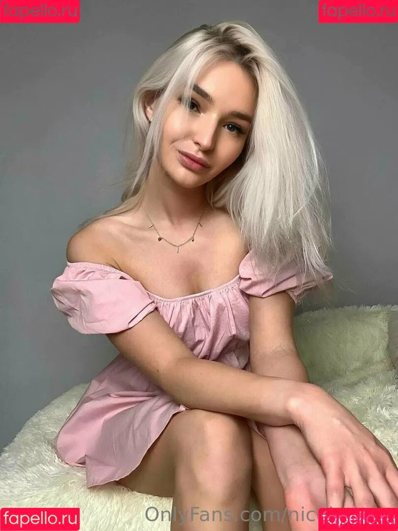 nicolettte.m / nicolettten Onlyfans Photo Gallery 