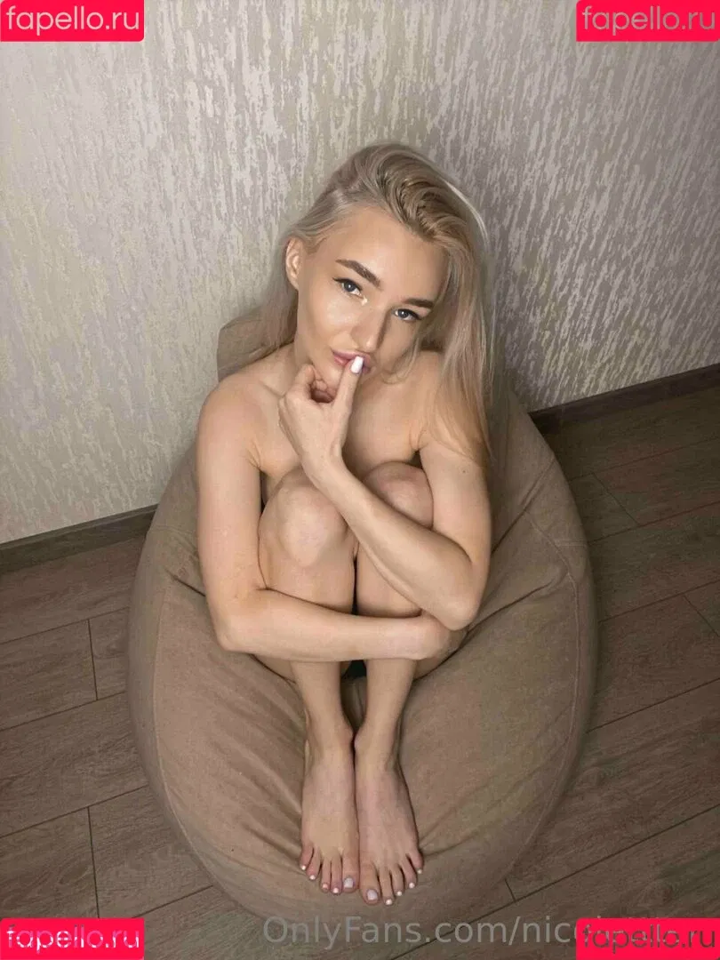 nicolettte.m / nicolettten Onlyfans Photo Gallery 