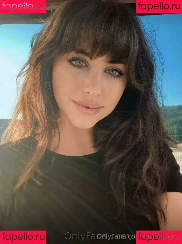nicolettte.m / nicolettten Onlyfans Photo Gallery 