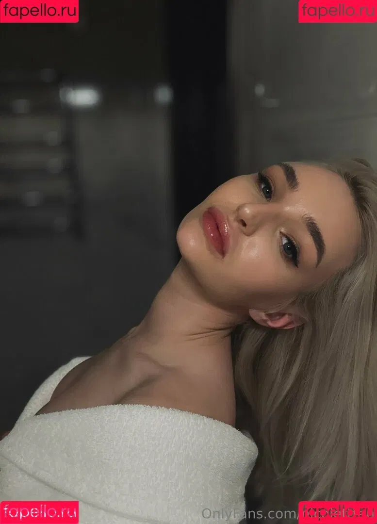 nicolettte.m / nicolettten Onlyfans Photo Gallery 