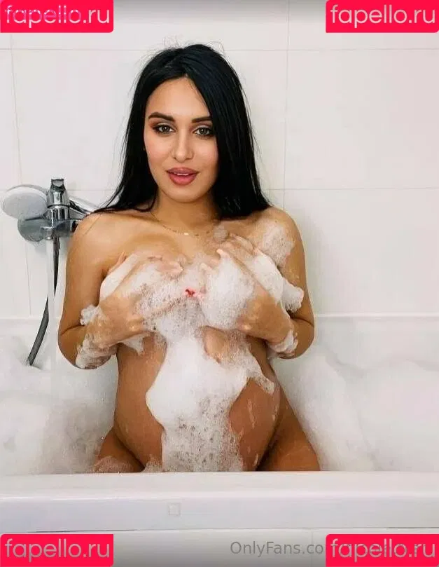 nicolettte.m / nicolettten Onlyfans Photo Gallery 