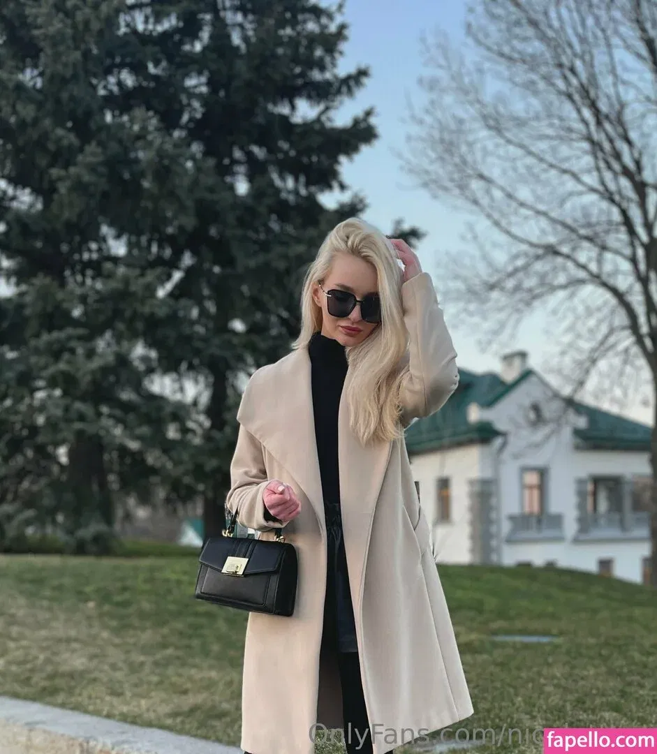 nicolettte.m / nicolettten Onlyfans Photo Gallery 