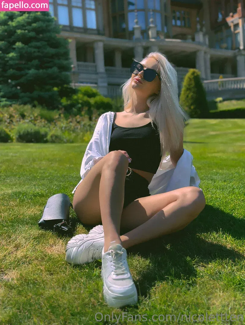 nicolettte.m / nicolettten Onlyfans Photo Gallery 