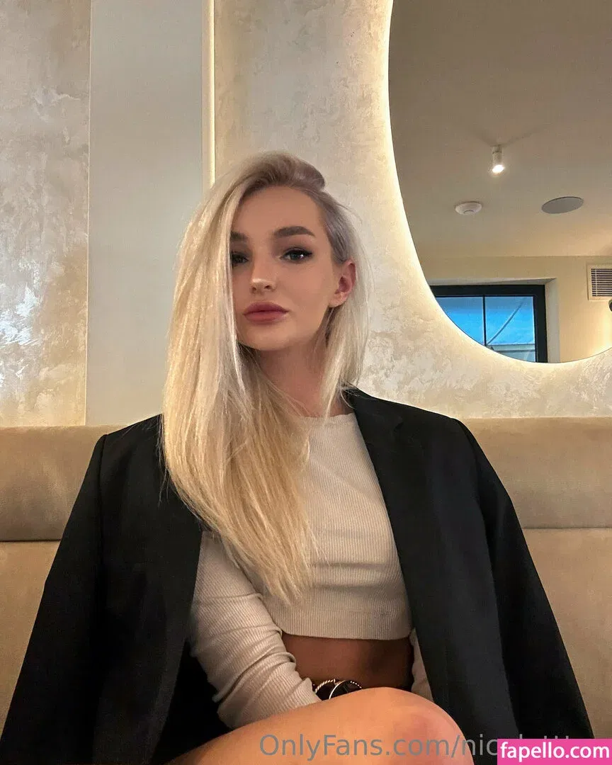 nicolettte.m / nicolettten Onlyfans Photo Gallery 
