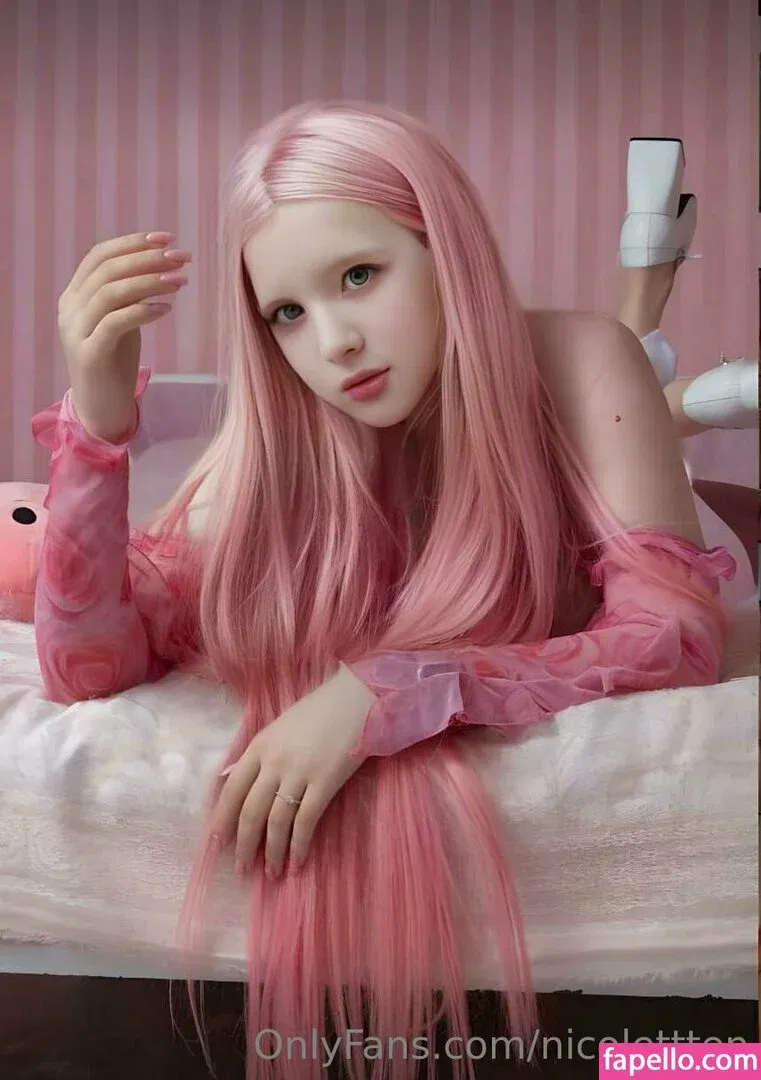 nicolettte.m / nicolettten Onlyfans Photo Gallery 