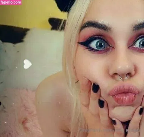 nicolettte.m / nicolettten Onlyfans Photo Gallery 