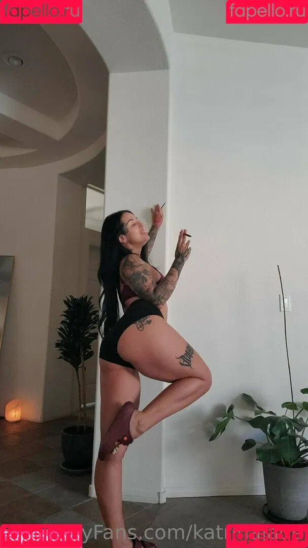 Katrina Jade / katrinajade / kj_fetishmodel / officialkatrina__jade__ Onlyfans Photo Gallery 