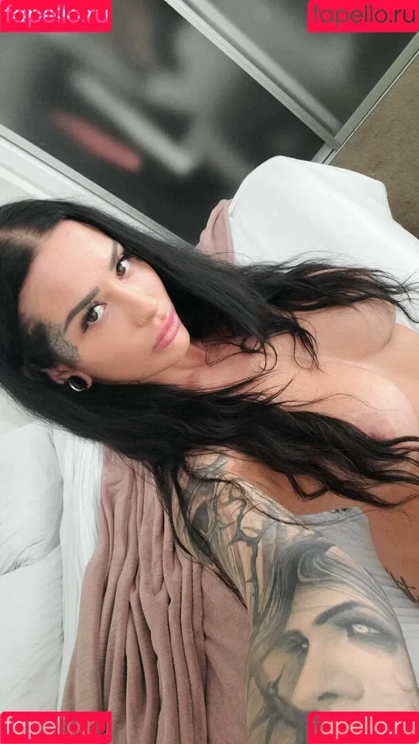 Katrina Jade / katrinajade / kj_fetishmodel / officialkatrina__jade__ Onlyfans Photo Gallery 